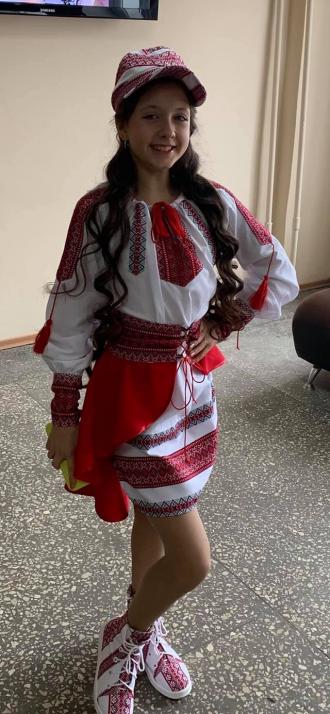/Files/images/vishivanka/98412852_2631074417219439_7094413347306602496_o.jpg